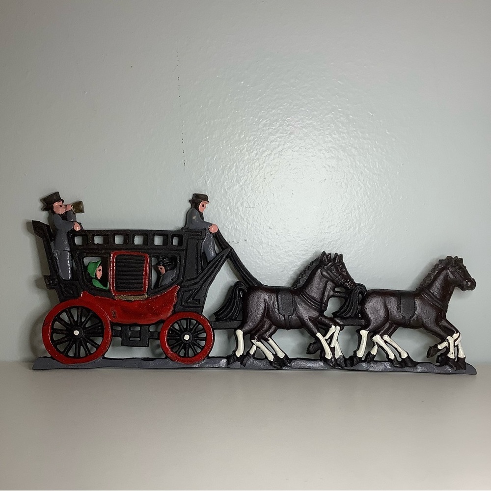 NEW vintage cast metal coach carriage wall decor - Picture 1 of 5